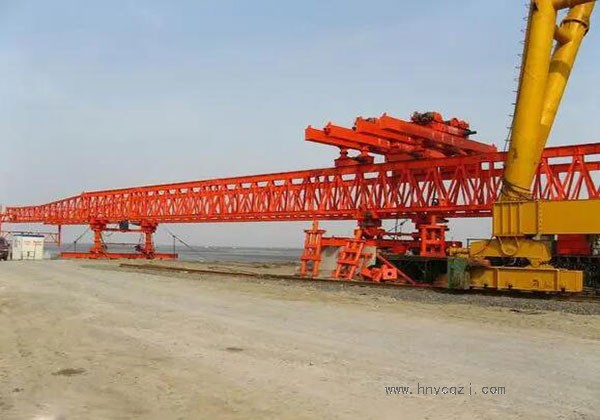 橋梁架橋機租賃廠家：專業(yè)設備，高效服務